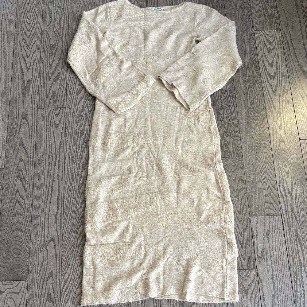 NEW Long Sleeve Dress👗💫